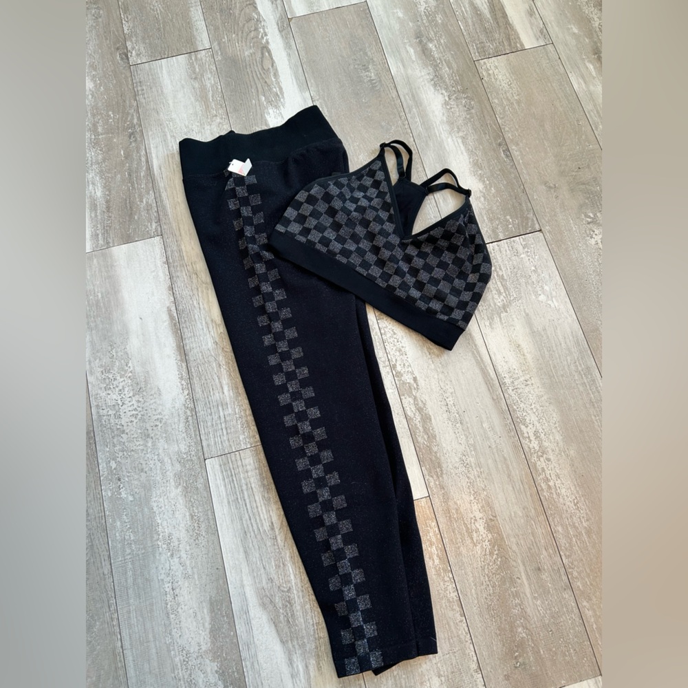 Vs pink checkered sparkly set size xl
